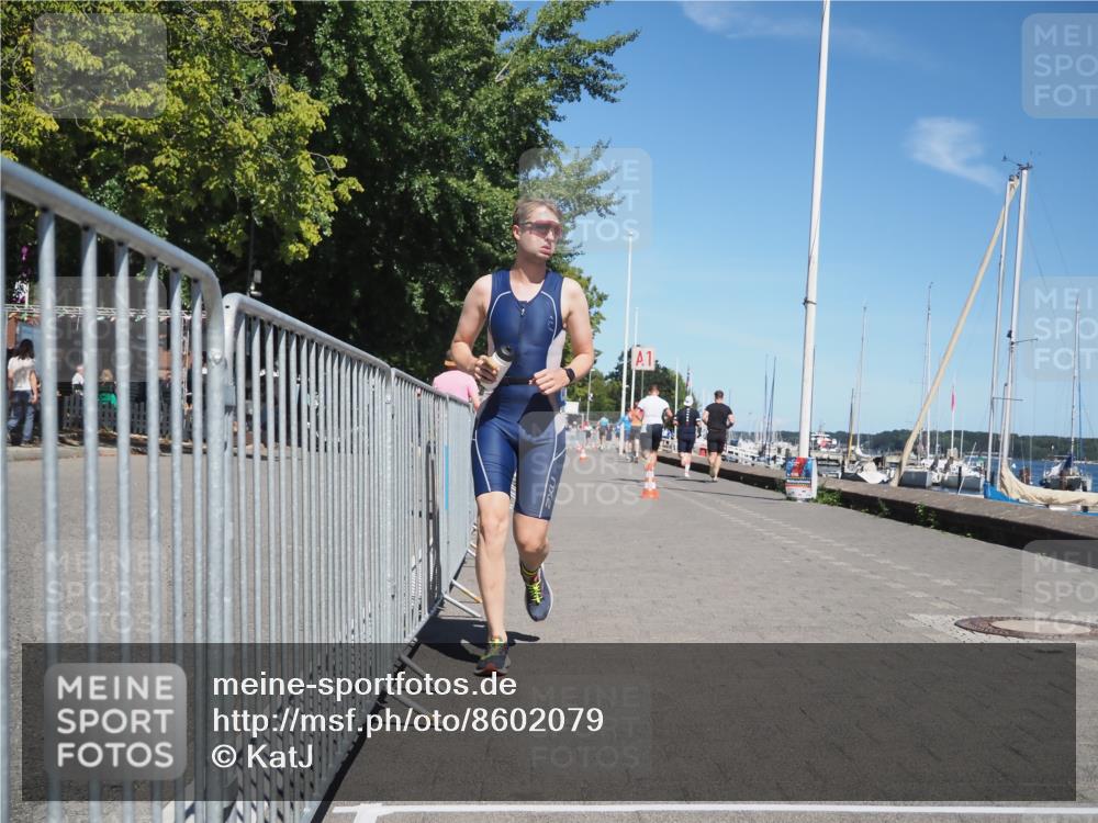 17.08.2025 - KN Förde Triathlon 2025 KatJ http://msf.ph/oto/8602079 17.08.2025 13:43:56 Laufen 464, 514 meine-sportfotos.de