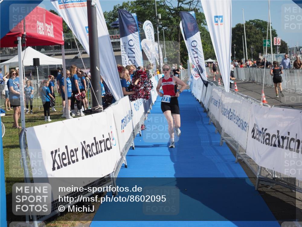 17.08.2025 - KN Förde Triathlon 2025 MichiJ http://msf.ph/oto/8602095 17.08.2025 10:49:59 Laufen 171 meine-sportfotos.de