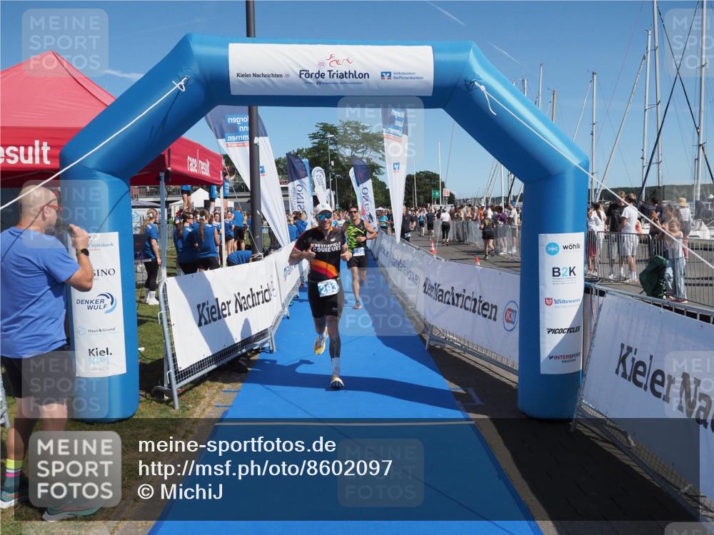 17.08.2025 - KN Förde Triathlon 2025 MichiJ http://msf.ph/oto/8602097 17.08.2025 12:18:55 Laufen 293, 297, 380, 624 meine-sportfotos.de