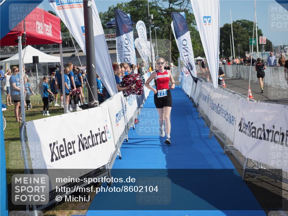 17.08.2025 - KN Förde Triathlon 2025 MichiJ http://msf.ph/oto/8602104 17.08.2025 10:49:59 Laufen 171 meine-sportfotos.de