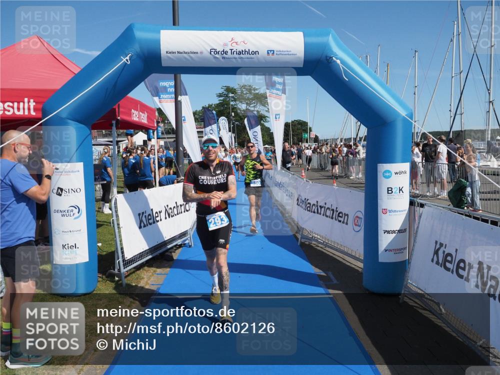 17.08.2025 - KN Förde Triathlon 2025 MichiJ http://msf.ph/oto/8602126 17.08.2025 12:18:55 Laufen 293, 297, 380, 624 meine-sportfotos.de