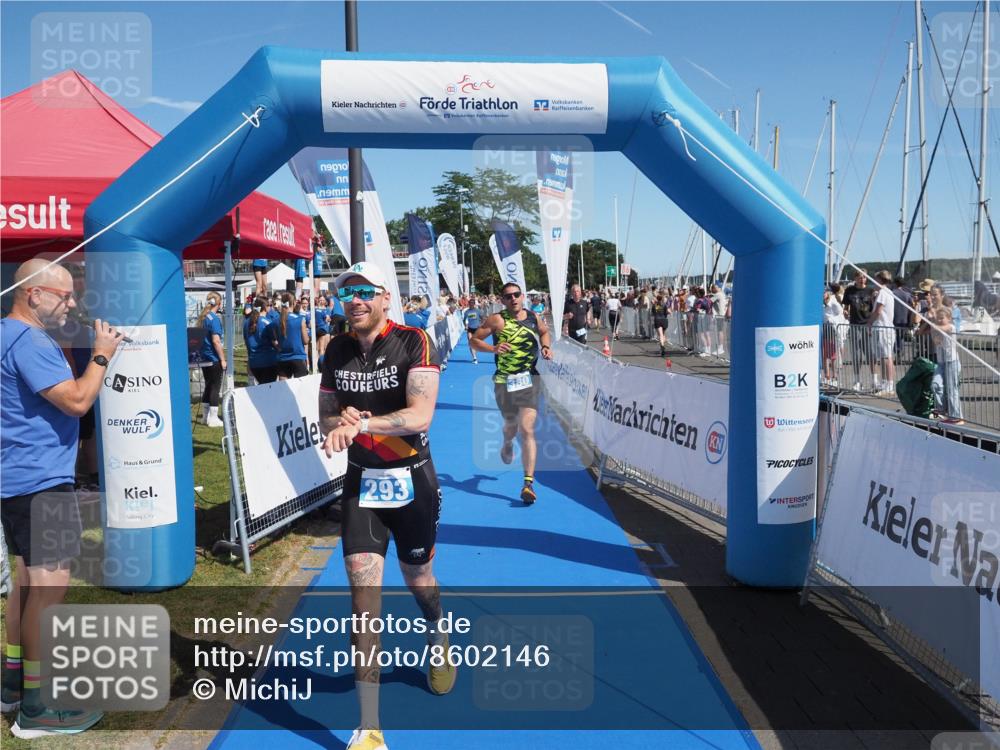 17.08.2025 - KN Förde Triathlon 2025 MichiJ http://msf.ph/oto/8602146 17.08.2025 12:18:56 Laufen 293, 380, 601, 624 meine-sportfotos.de