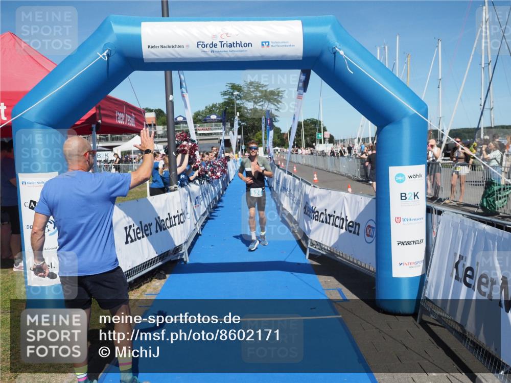 17.08.2025 - KN Förde Triathlon 2025 MichiJ http://msf.ph/oto/8602171 17.08.2025 14:11:36 Laufen 524 meine-sportfotos.de