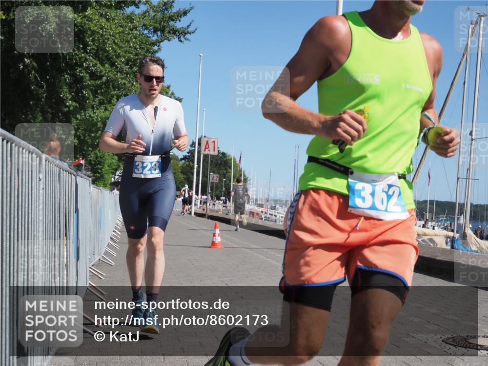 17.08.2025 - KN Förde Triathlon 2025 KatJ http://msf.ph/oto/8602173 17.08.2025 11:54:55 Laufen 269, 328, 329, 362 meine-sportfotos.de