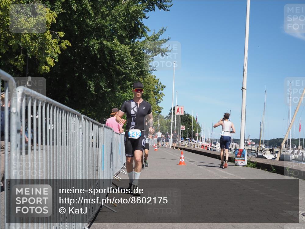 17.08.2025 - KN Förde Triathlon 2025 KatJ http://msf.ph/oto/8602175 17.08.2025 13:44:05 Laufen 465, 514, 542 meine-sportfotos.de