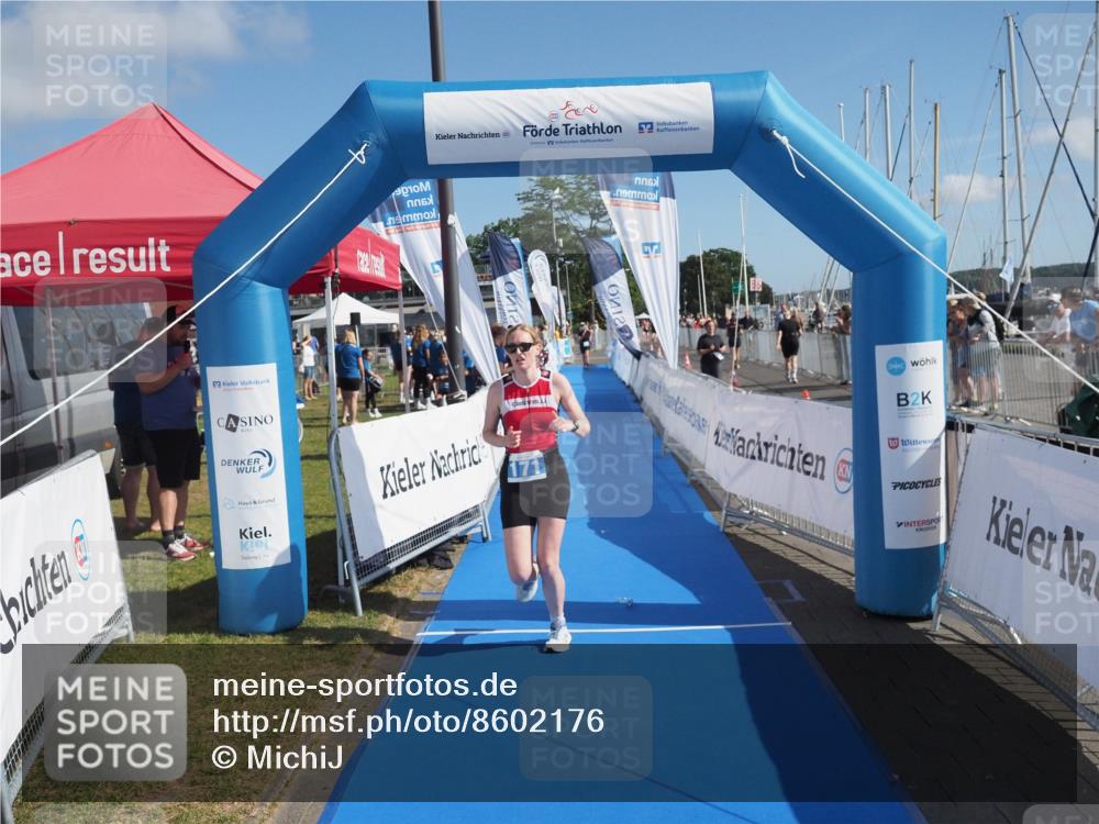 17.08.2025 - KN Förde Triathlon 2025 MichiJ http://msf.ph/oto/8602176 17.08.2025 10:50:02 Laufen 171 meine-sportfotos.de