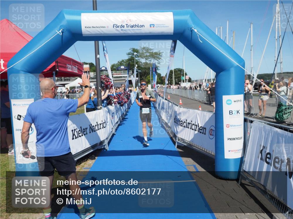 17.08.2025 - KN Förde Triathlon 2025 MichiJ http://msf.ph/oto/8602177 17.08.2025 14:11:36 Laufen 524 meine-sportfotos.de