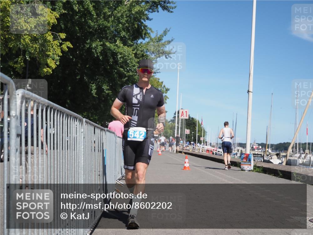 17.08.2025 - KN Förde Triathlon 2025 KatJ http://msf.ph/oto/8602202 17.08.2025 13:44:06 Laufen 465, 542 meine-sportfotos.de