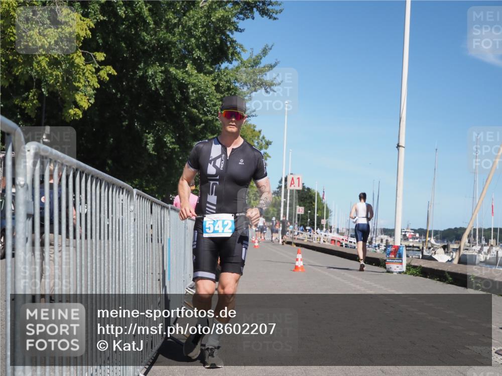 17.08.2025 - KN Förde Triathlon 2025 KatJ http://msf.ph/oto/8602207 17.08.2025 13:44:06 Laufen 465, 542 meine-sportfotos.de