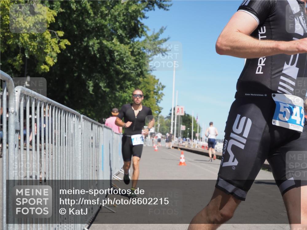 17.08.2025 - KN Förde Triathlon 2025 KatJ http://msf.ph/oto/8602215 17.08.2025 13:44:07 Laufen 465, 542 meine-sportfotos.de