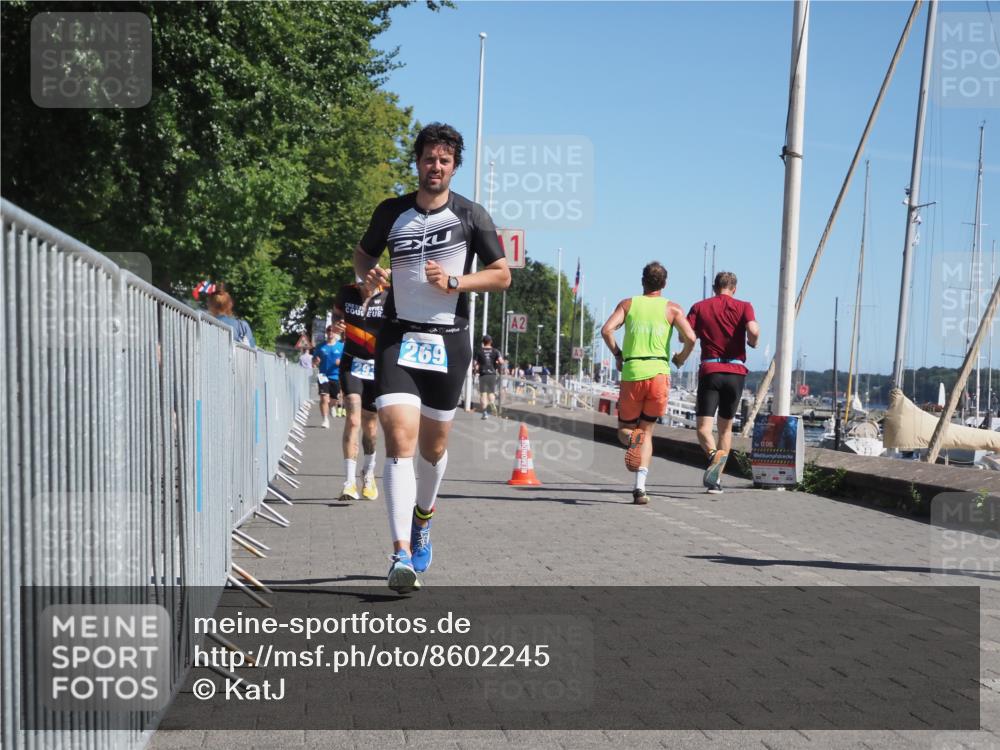 17.08.2025 - KN Förde Triathlon 2025 KatJ http://msf.ph/oto/8602245 17.08.2025 11:55:01 Laufen 269, 293 meine-sportfotos.de