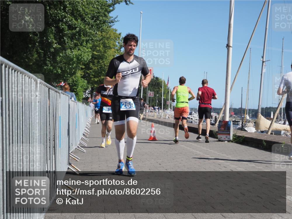 17.08.2025 - KN Förde Triathlon 2025 KatJ http://msf.ph/oto/8602256 17.08.2025 11:55:01 Laufen 269, 293 meine-sportfotos.de