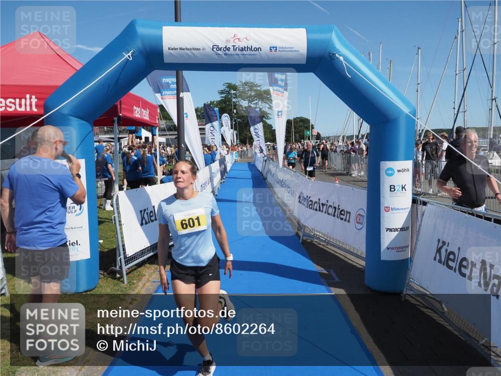 17.08.2025 - KN Förde Triathlon 2025 MichiJ http://msf.ph/oto/8602264 17.08.2025 12:19:01 Laufen 380, 601 meine-sportfotos.de