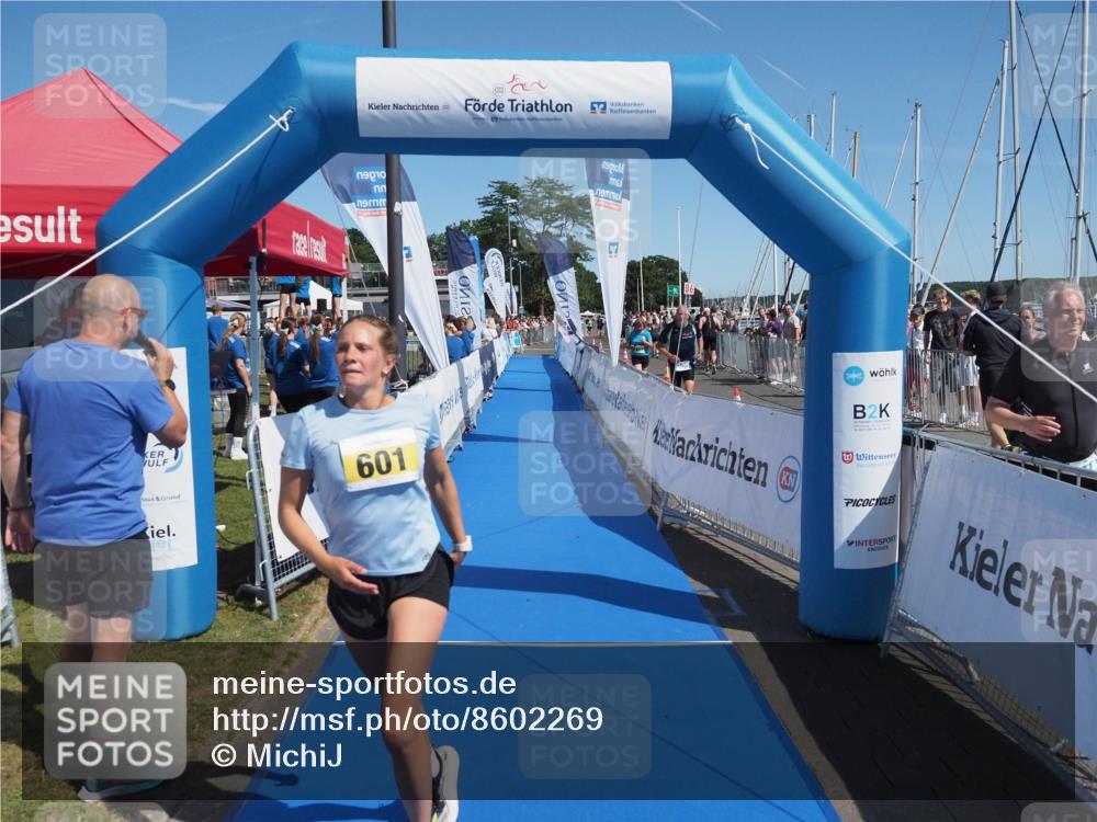 17.08.2025 - KN Förde Triathlon 2025 MichiJ http://msf.ph/oto/8602269 17.08.2025 12:19:01 Laufen 380, 601 meine-sportfotos.de