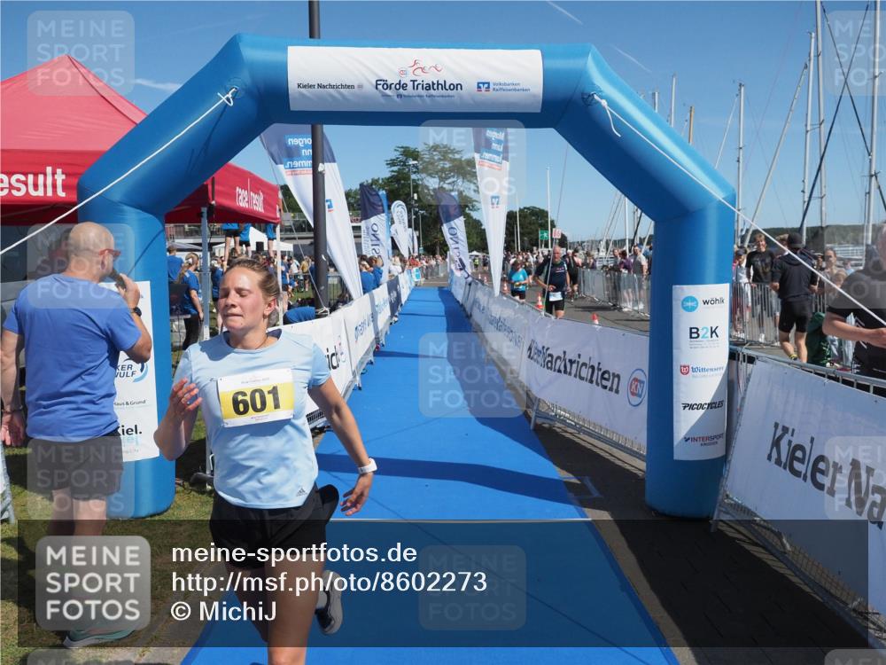 17.08.2025 - KN Förde Triathlon 2025 MichiJ http://msf.ph/oto/8602273 17.08.2025 12:19:01 Laufen 380, 601 meine-sportfotos.de