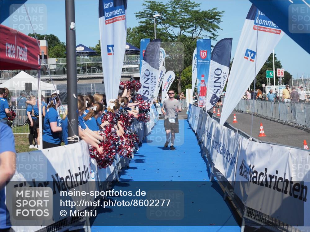 17.08.2025 - KN Förde Triathlon 2025 MichiJ http://msf.ph/oto/8602277 17.08.2025 14:12:43 Laufen  meine-sportfotos.de