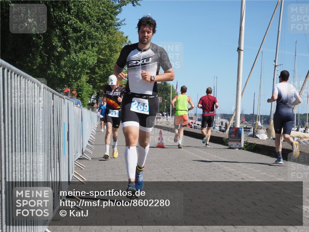 17.08.2025 - KN Förde Triathlon 2025 KatJ http://msf.ph/oto/8602280 17.08.2025 11:55:02 Laufen 269, 293 meine-sportfotos.de