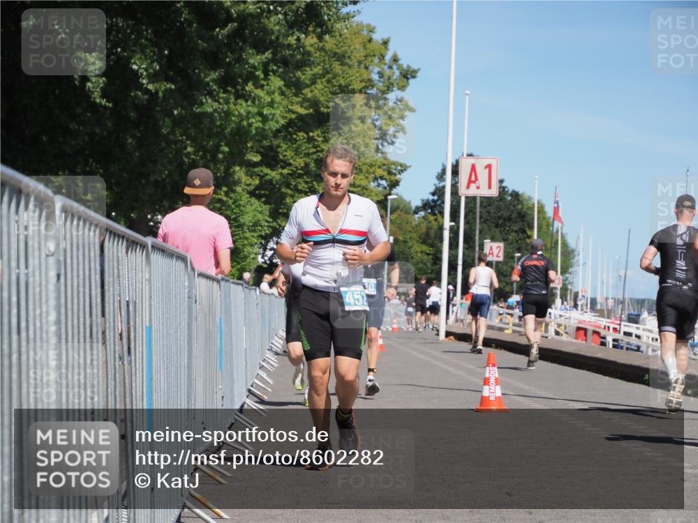 17.08.2025 - KN Förde Triathlon 2025 KatJ http://msf.ph/oto/8602282 17.08.2025 13:44:14 Laufen 440, 452, 527, 549 meine-sportfotos.de