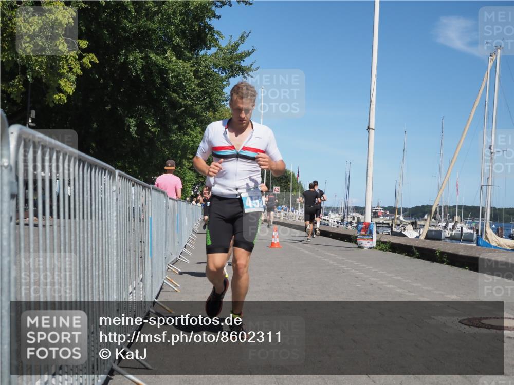 17.08.2025 - KN Förde Triathlon 2025 KatJ http://msf.ph/oto/8602311 17.08.2025 13:44:17 Laufen 440, 452, 527, 549 meine-sportfotos.de
