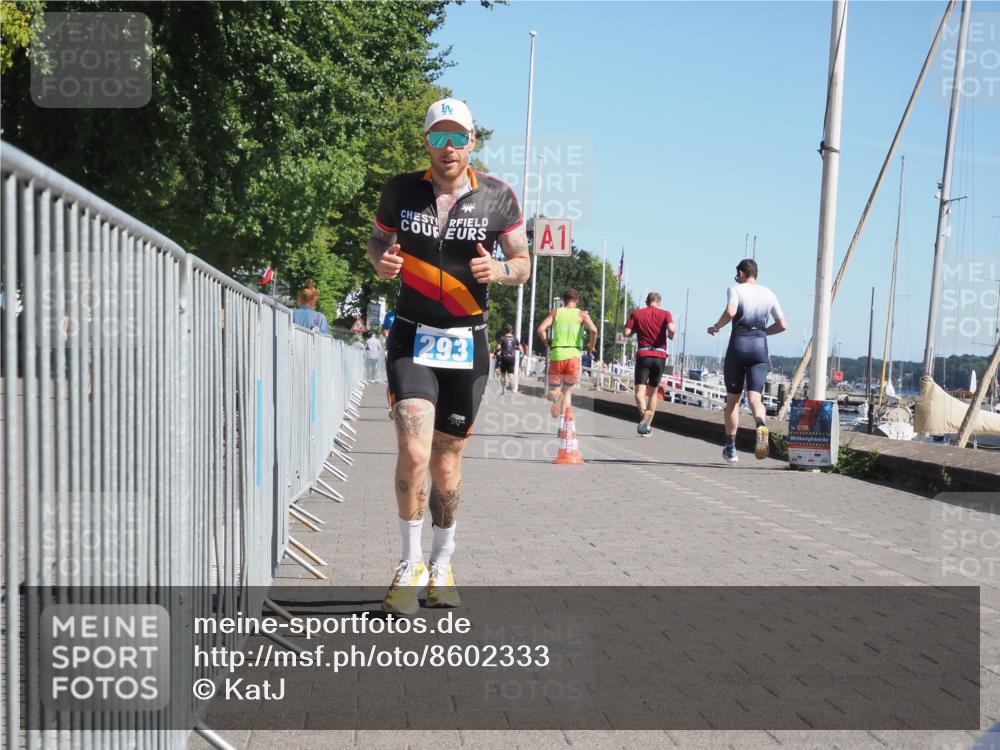 17.08.2025 - KN Förde Triathlon 2025 KatJ http://msf.ph/oto/8602333 17.08.2025 11:55:04 Laufen 269, 293, 360 meine-sportfotos.de