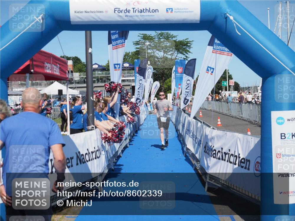 17.08.2025 - KN Förde Triathlon 2025 MichiJ http://msf.ph/oto/8602339 17.08.2025 14:12:45 Laufen 426 meine-sportfotos.de