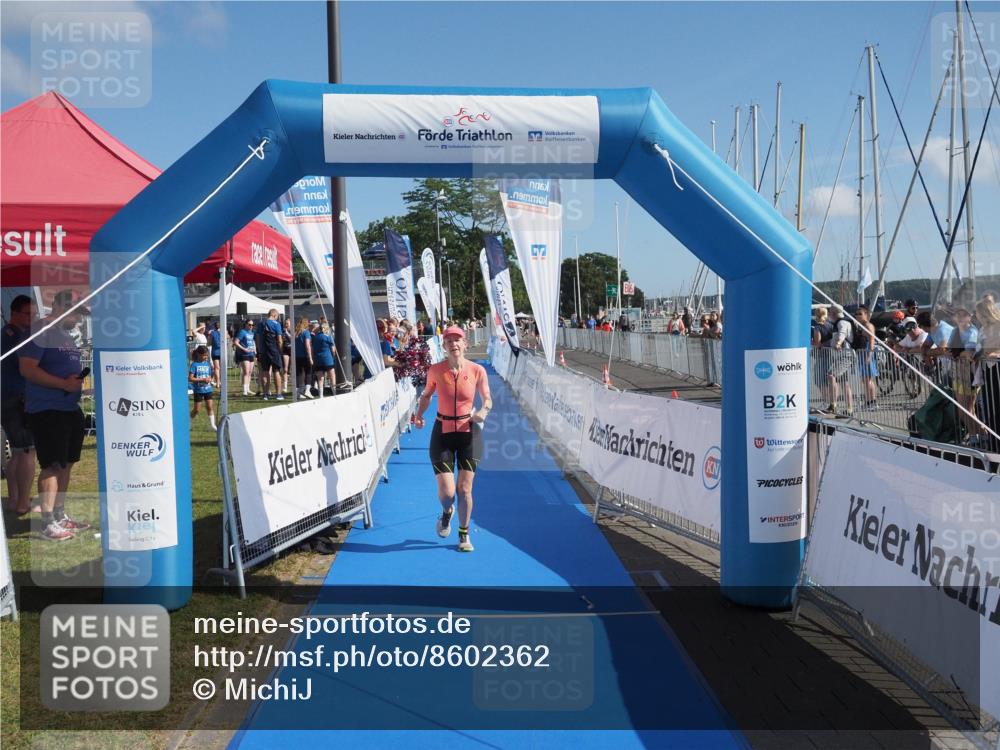 17.08.2025 - KN Förde Triathlon 2025 MichiJ http://msf.ph/oto/8602362 17.08.2025 10:50:29 Laufen 225 meine-sportfotos.de