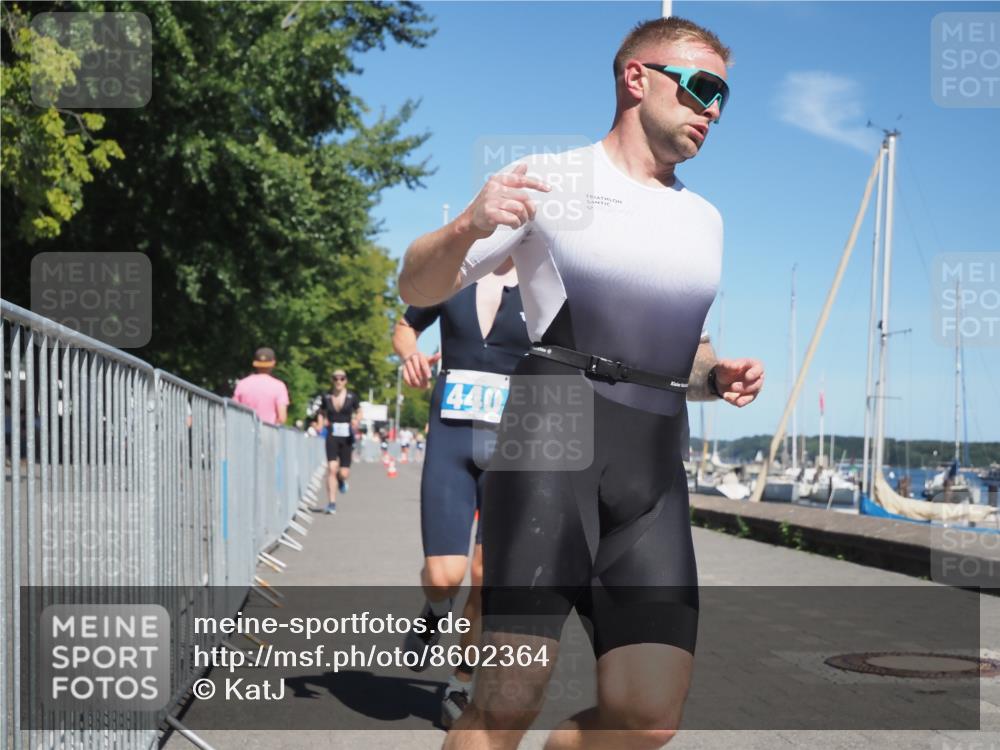 17.08.2025 - KN Förde Triathlon 2025 KatJ http://msf.ph/oto/8602364 17.08.2025 13:44:19 Laufen 440, 452, 527, 549 meine-sportfotos.de