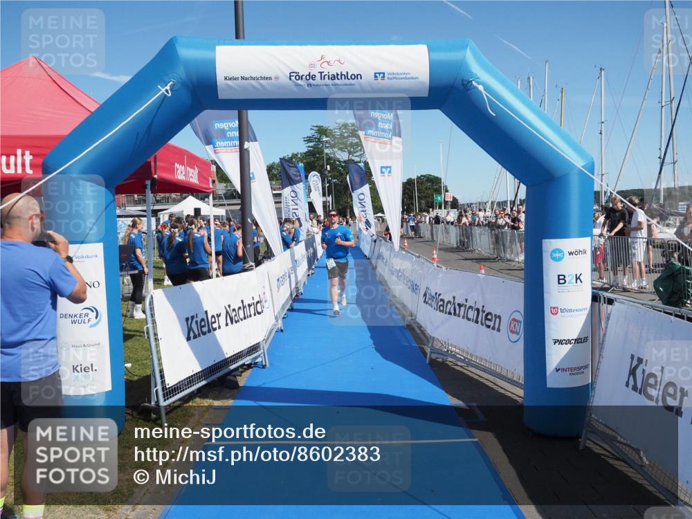 17.08.2025 - KN Förde Triathlon 2025 MichiJ http://msf.ph/oto/8602383 17.08.2025 12:19:20 Laufen 360 meine-sportfotos.de
