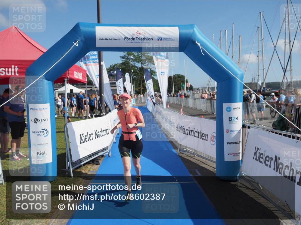 17.08.2025 - KN Förde Triathlon 2025 MichiJ http://msf.ph/oto/8602387 17.08.2025 10:50:30 Laufen 225 meine-sportfotos.de