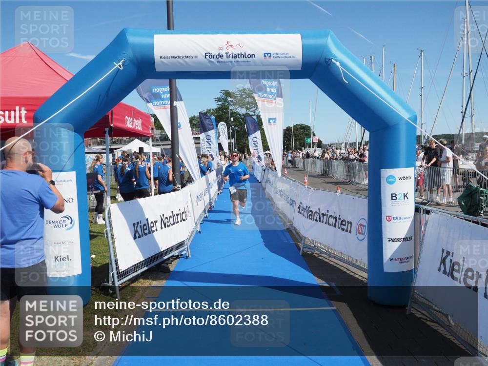 17.08.2025 - KN Förde Triathlon 2025 MichiJ http://msf.ph/oto/8602388 17.08.2025 12:19:20 Laufen 360 meine-sportfotos.de