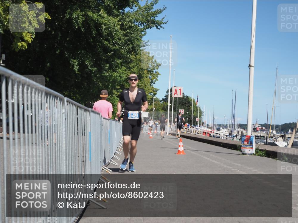 17.08.2025 - KN Förde Triathlon 2025 KatJ http://msf.ph/oto/8602423 17.08.2025 13:44:22 Laufen 440, 484, 549 meine-sportfotos.de