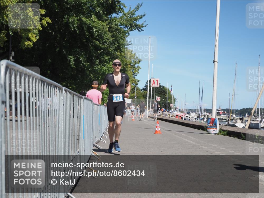 17.08.2025 - KN Förde Triathlon 2025 KatJ http://msf.ph/oto/8602434 17.08.2025 13:44:22 Laufen 440, 484, 549 meine-sportfotos.de
