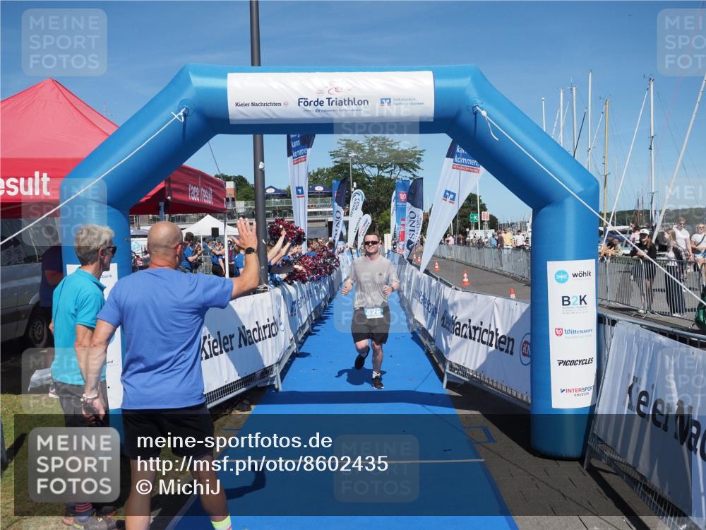 17.08.2025 - KN Förde Triathlon 2025 MichiJ http://msf.ph/oto/8602435 17.08.2025 14:12:47 Laufen 426 meine-sportfotos.de