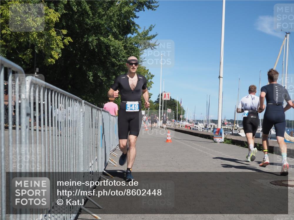 17.08.2025 - KN Förde Triathlon 2025 KatJ http://msf.ph/oto/8602448 17.08.2025 13:44:23 Laufen 484, 549 meine-sportfotos.de