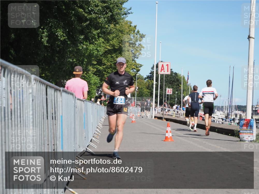 17.08.2025 - KN Förde Triathlon 2025 KatJ http://msf.ph/oto/8602479 17.08.2025 13:44:28 Laufen 484 meine-sportfotos.de