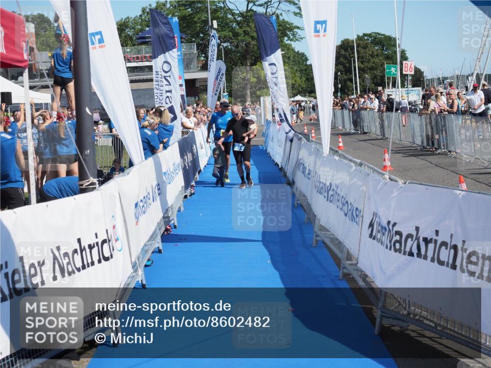 17.08.2025 - KN Förde Triathlon 2025 MichiJ http://msf.ph/oto/8602482 17.08.2025 12:19:36 Laufen  meine-sportfotos.de