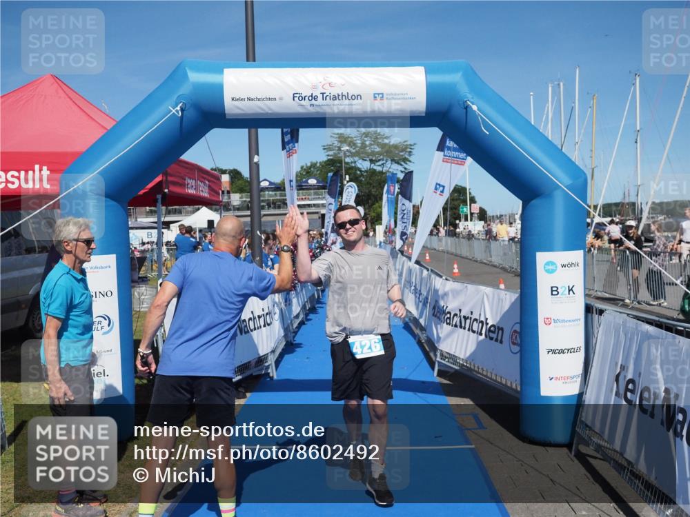17.08.2025 - KN Förde Triathlon 2025 MichiJ http://msf.ph/oto/8602492 17.08.2025 14:12:48 Laufen 426 meine-sportfotos.de