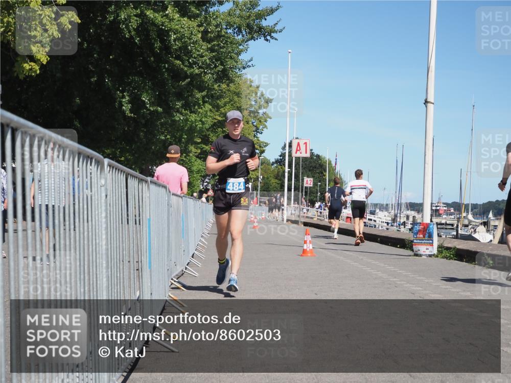 17.08.2025 - KN Förde Triathlon 2025 KatJ http://msf.ph/oto/8602503 17.08.2025 13:44:29 Laufen 484 meine-sportfotos.de