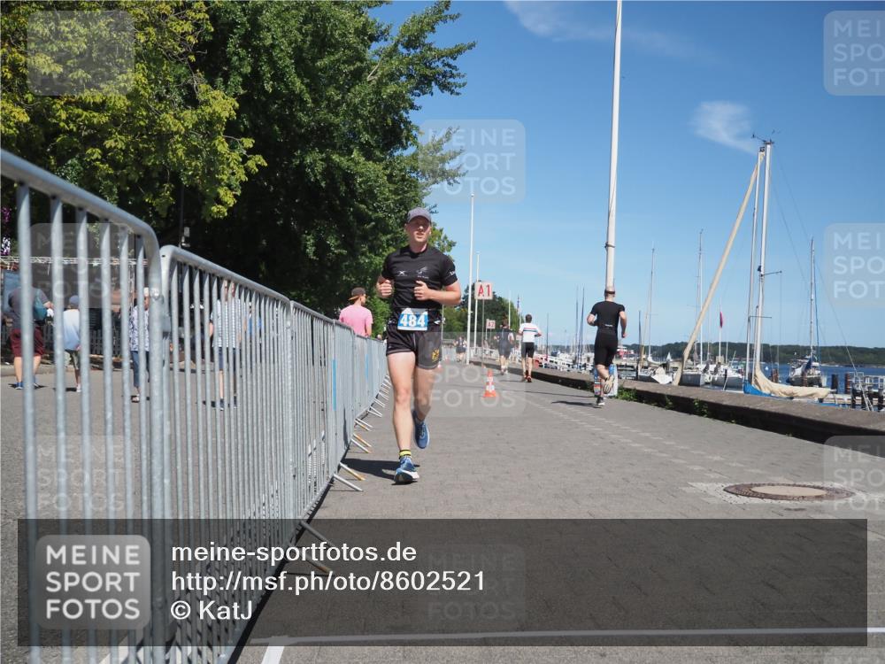 17.08.2025 - KN Förde Triathlon 2025 KatJ http://msf.ph/oto/8602521 17.08.2025 13:44:30 Laufen 484 meine-sportfotos.de