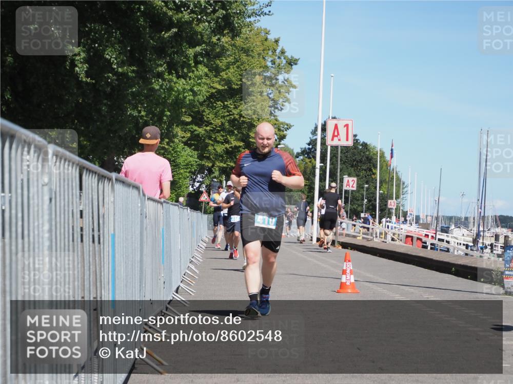 17.08.2025 - KN Förde Triathlon 2025 KatJ http://msf.ph/oto/8602548 17.08.2025 13:44:37 Laufen 410, 421 meine-sportfotos.de