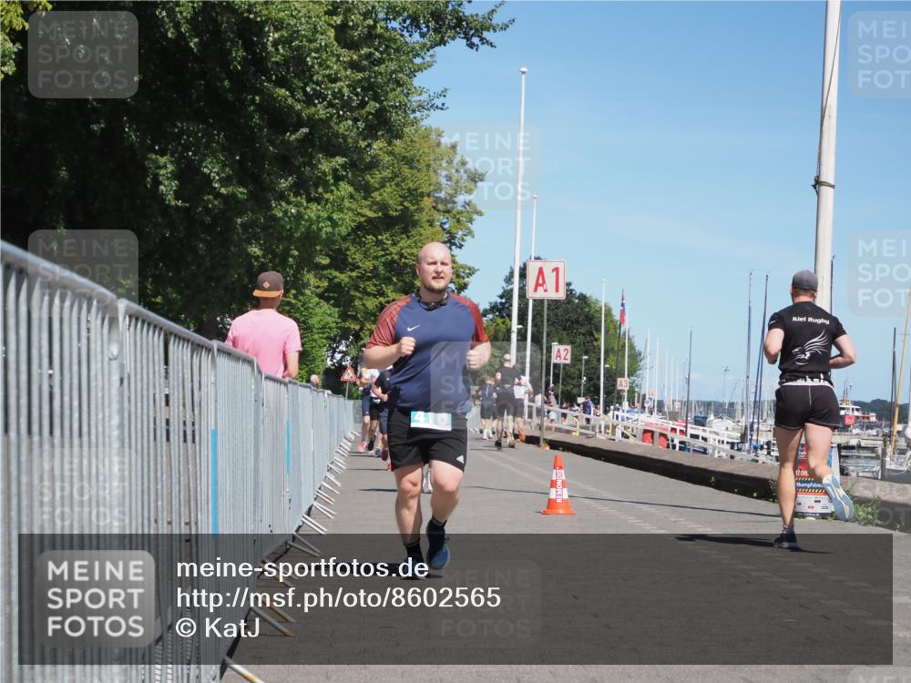 17.08.2025 - KN Förde Triathlon 2025 KatJ http://msf.ph/oto/8602565 17.08.2025 13:44:38 Laufen 410, 421 meine-sportfotos.de