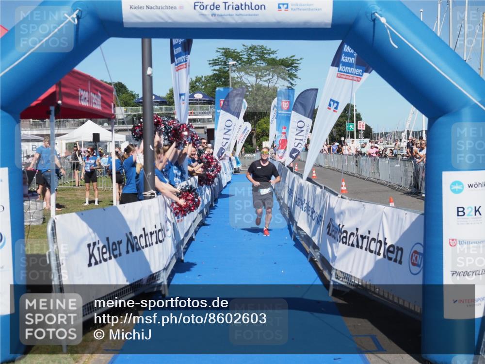 17.08.2025 - KN Förde Triathlon 2025 MichiJ http://msf.ph/oto/8602603 17.08.2025 14:13:58 Laufen 486 meine-sportfotos.de