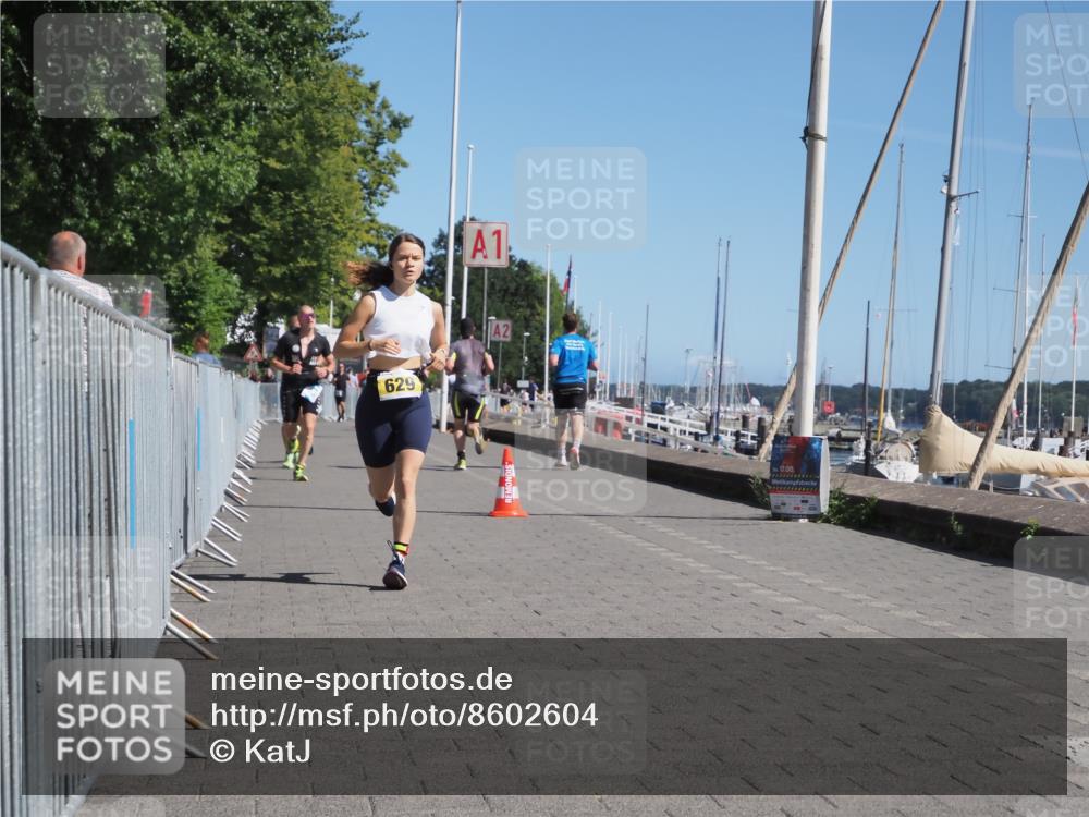 17.08.2025 - KN Förde Triathlon 2025 KatJ http://msf.ph/oto/8602604 17.08.2025 11:55:26 Laufen 267, 370, 629 meine-sportfotos.de