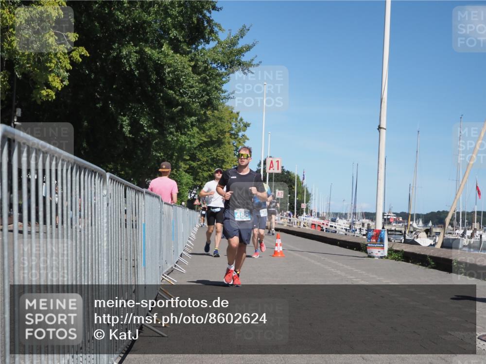 17.08.2025 - KN Förde Triathlon 2025 KatJ http://msf.ph/oto/8602624 17.08.2025 13:44:46 Laufen 396, 421, 435, 486 meine-sportfotos.de