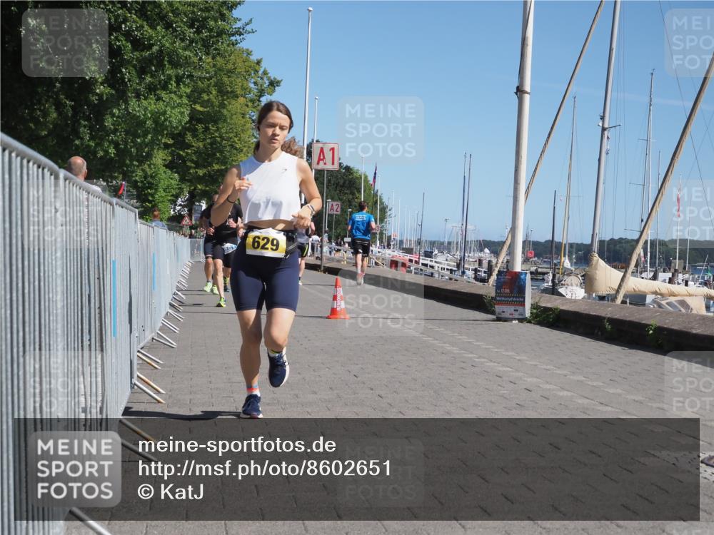 17.08.2025 - KN Förde Triathlon 2025 KatJ http://msf.ph/oto/8602651 17.08.2025 11:55:27 Laufen 267, 288, 370, 629 meine-sportfotos.de