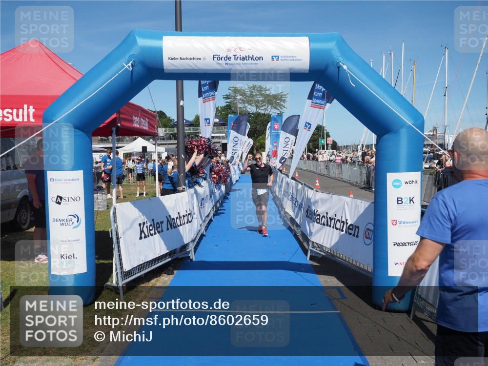 17.08.2025 - KN Förde Triathlon 2025 MichiJ http://msf.ph/oto/8602659 17.08.2025 14:13:59 Laufen 486 meine-sportfotos.de