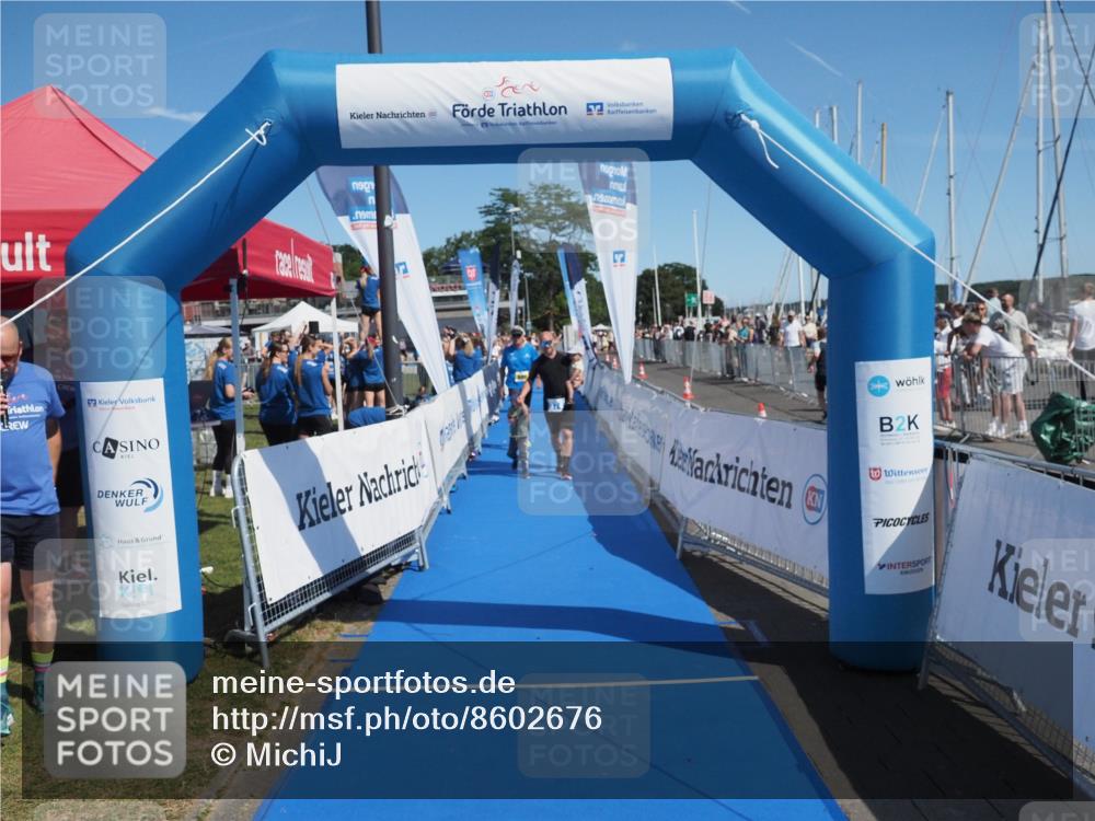 17.08.2025 - KN Förde Triathlon 2025 MichiJ http://msf.ph/oto/8602676 17.08.2025 12:19:41 Laufen 374 meine-sportfotos.de