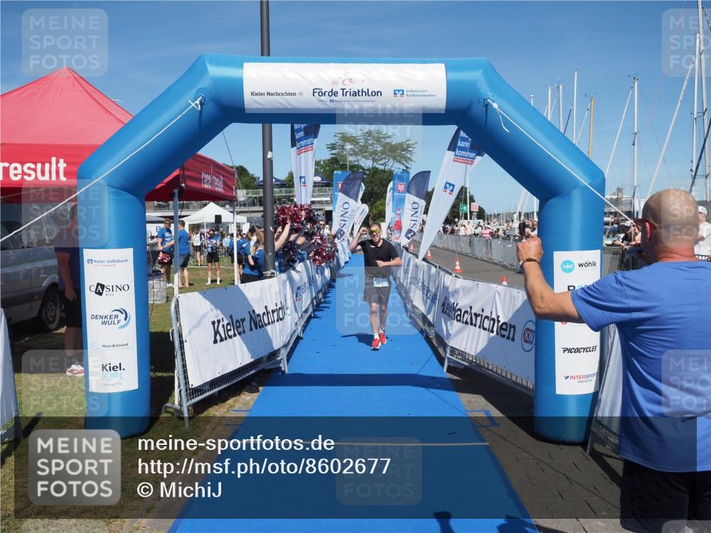 17.08.2025 - KN Förde Triathlon 2025 MichiJ http://msf.ph/oto/8602677 17.08.2025 14:14:00 Laufen 486 meine-sportfotos.de