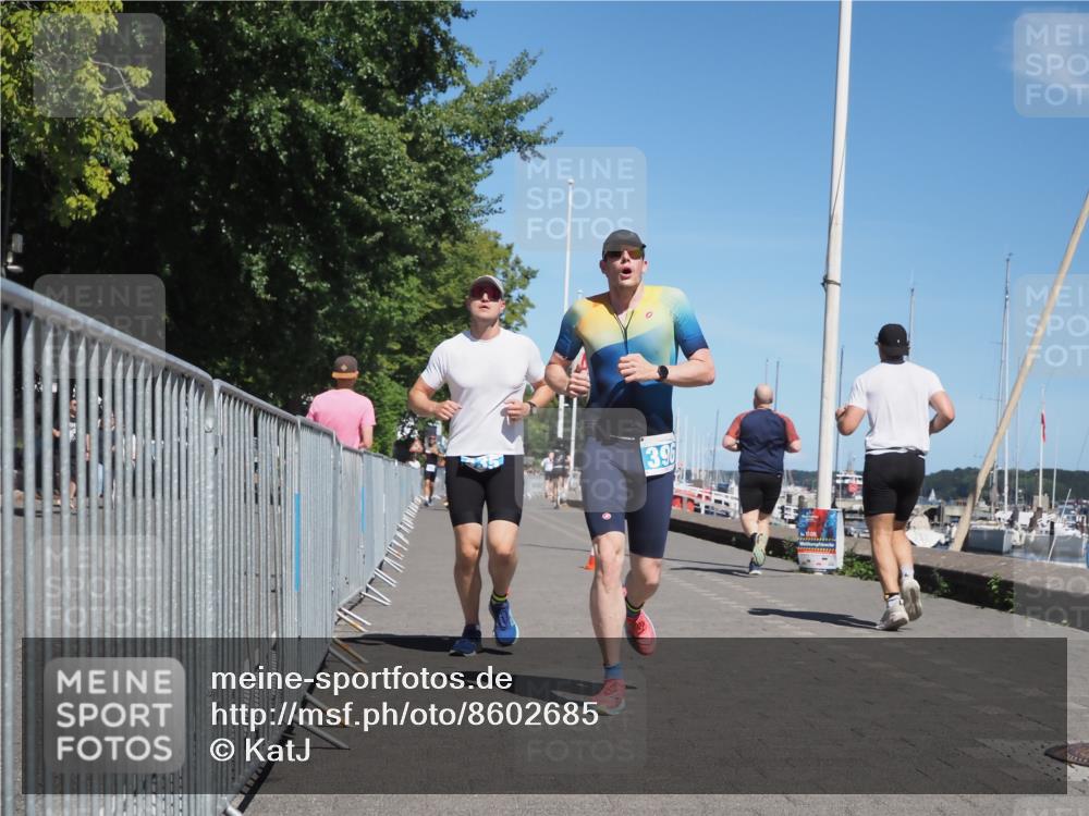 17.08.2025 - KN Förde Triathlon 2025 KatJ http://msf.ph/oto/8602685 17.08.2025 13:44:50 Laufen 396, 435, 486 meine-sportfotos.de