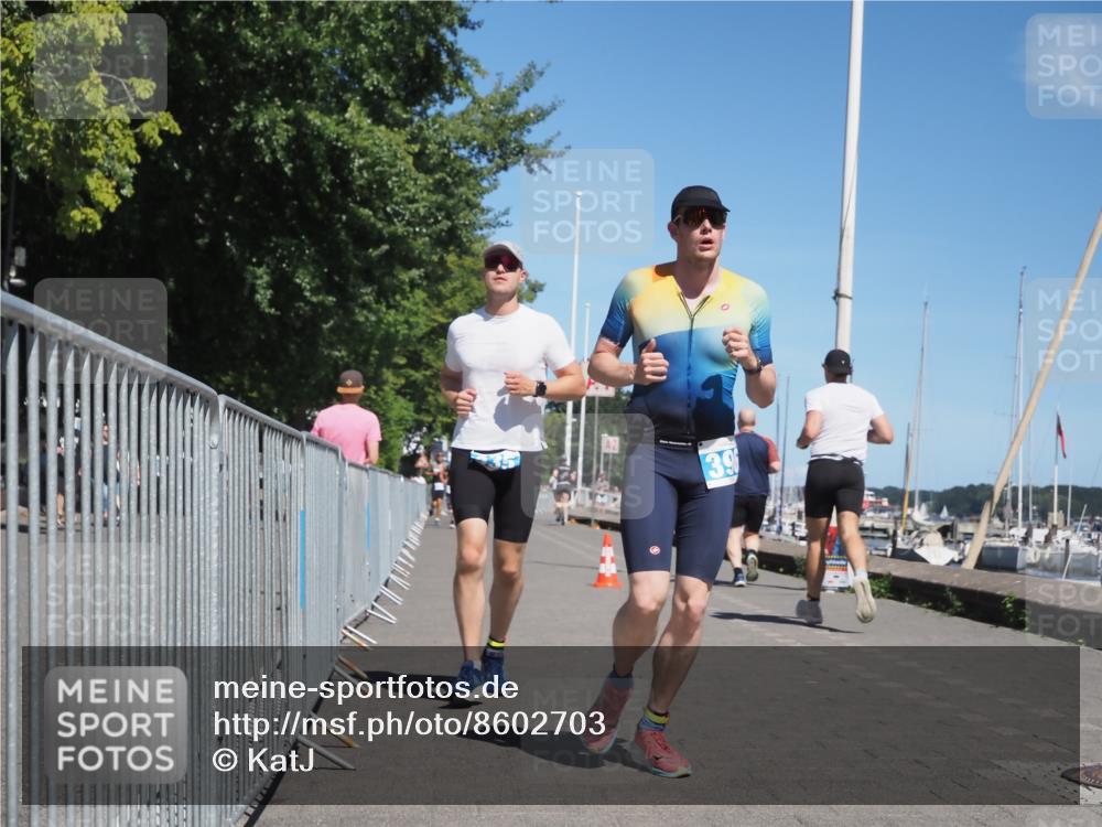 17.08.2025 - KN Förde Triathlon 2025 KatJ http://msf.ph/oto/8602703 17.08.2025 13:44:50 Laufen 396, 435, 486 meine-sportfotos.de